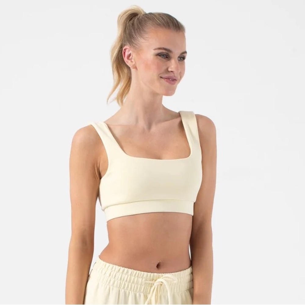 Nux Sleek Square Bra M NWT